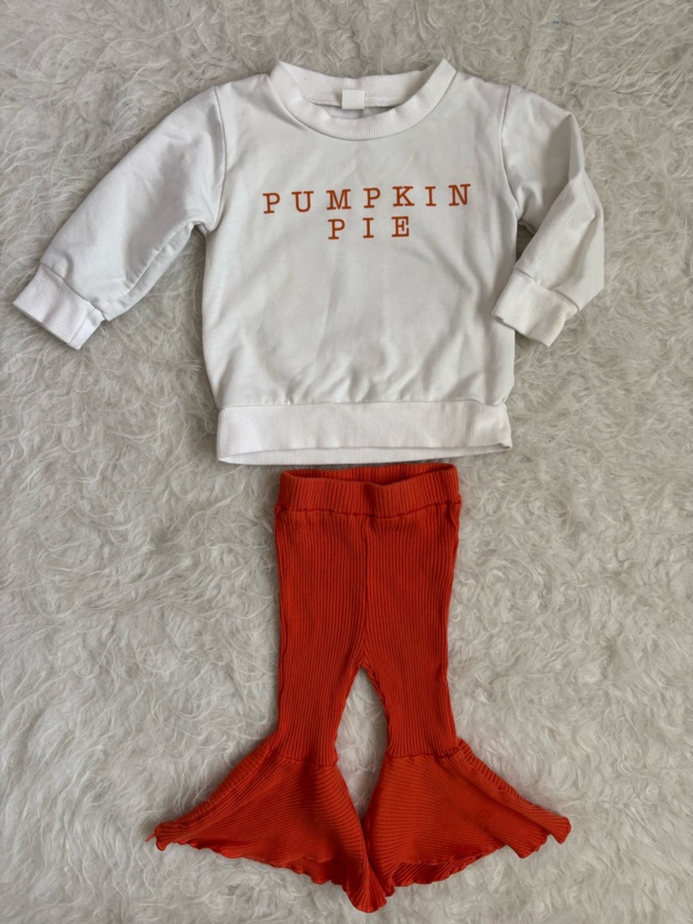 Baby Girl Pumpkin Pie White Sweatshirt & Orange Ruffle Flare Leggings Set